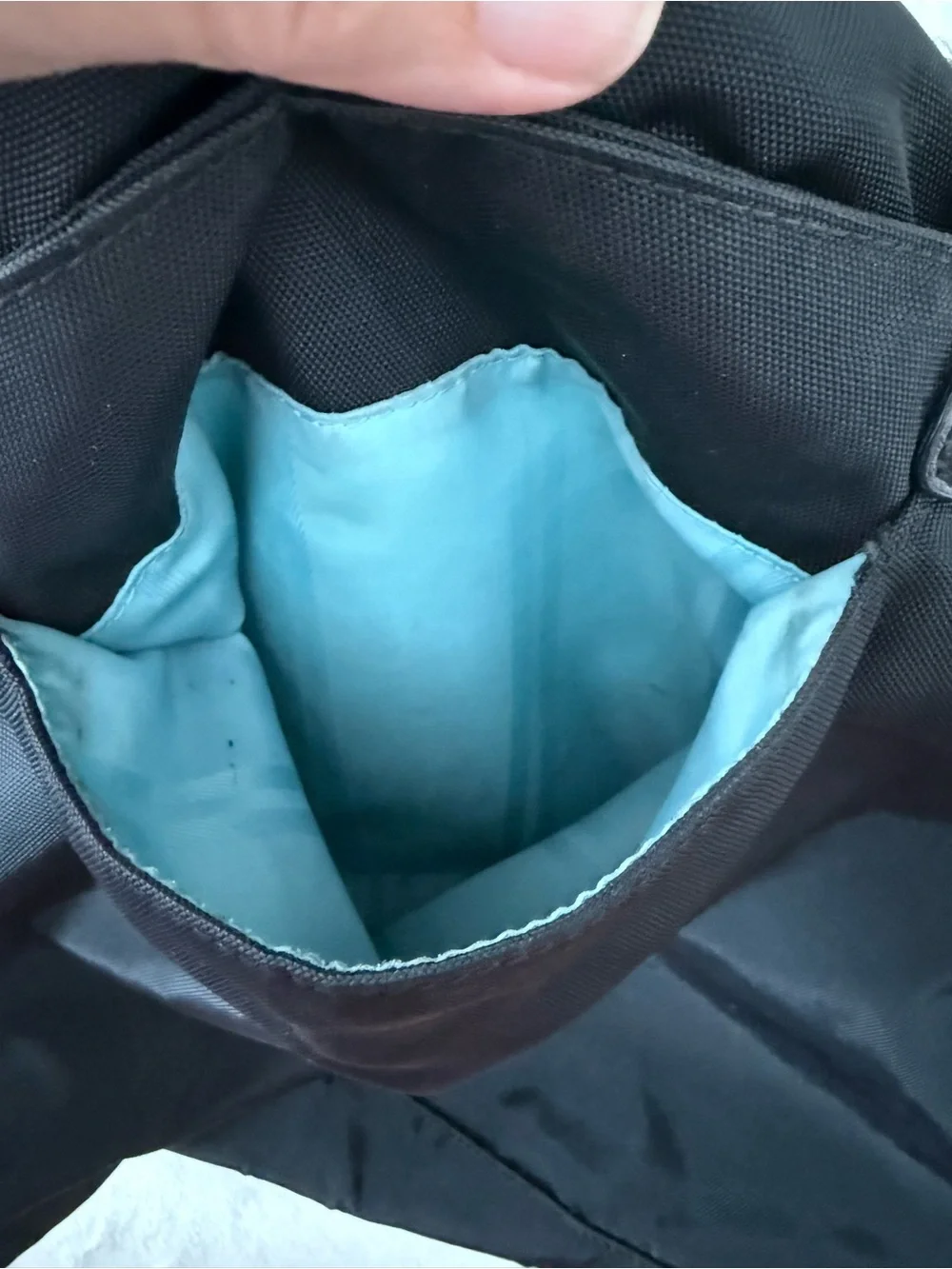 Tumi Black Nylon Bag Multiple Pockets Blue Lining Leather Handles